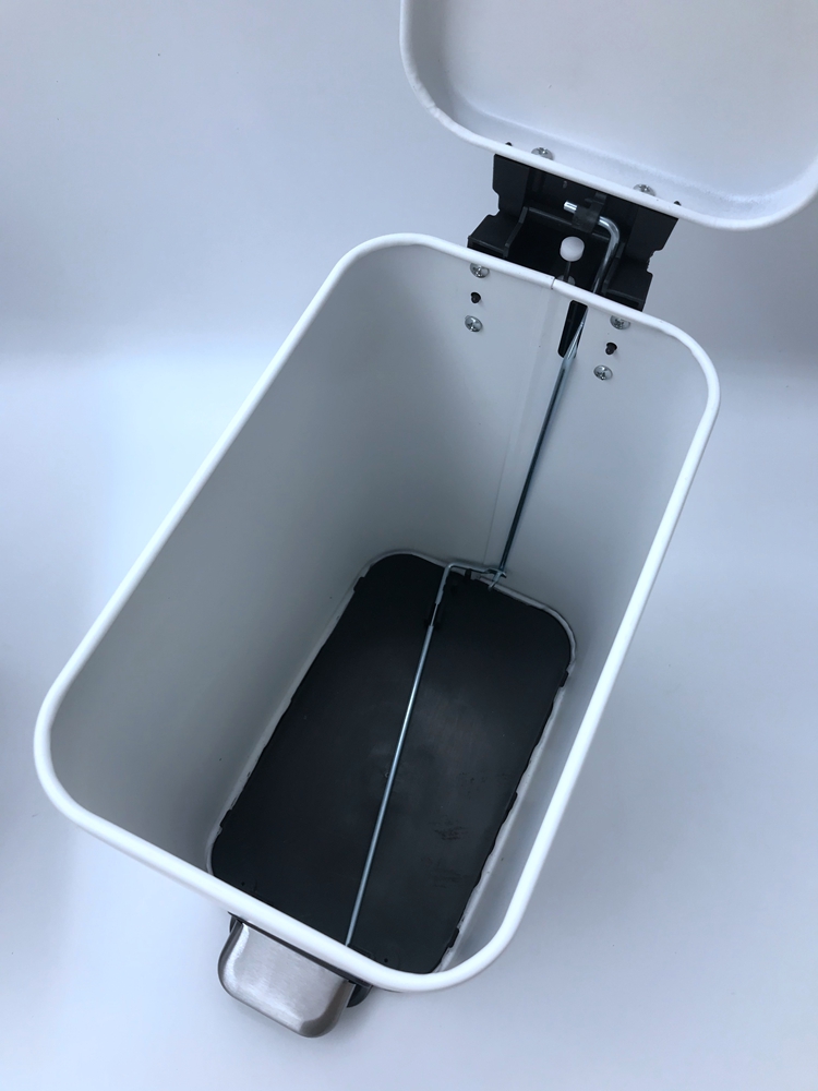 35 Qt Bin Bin 